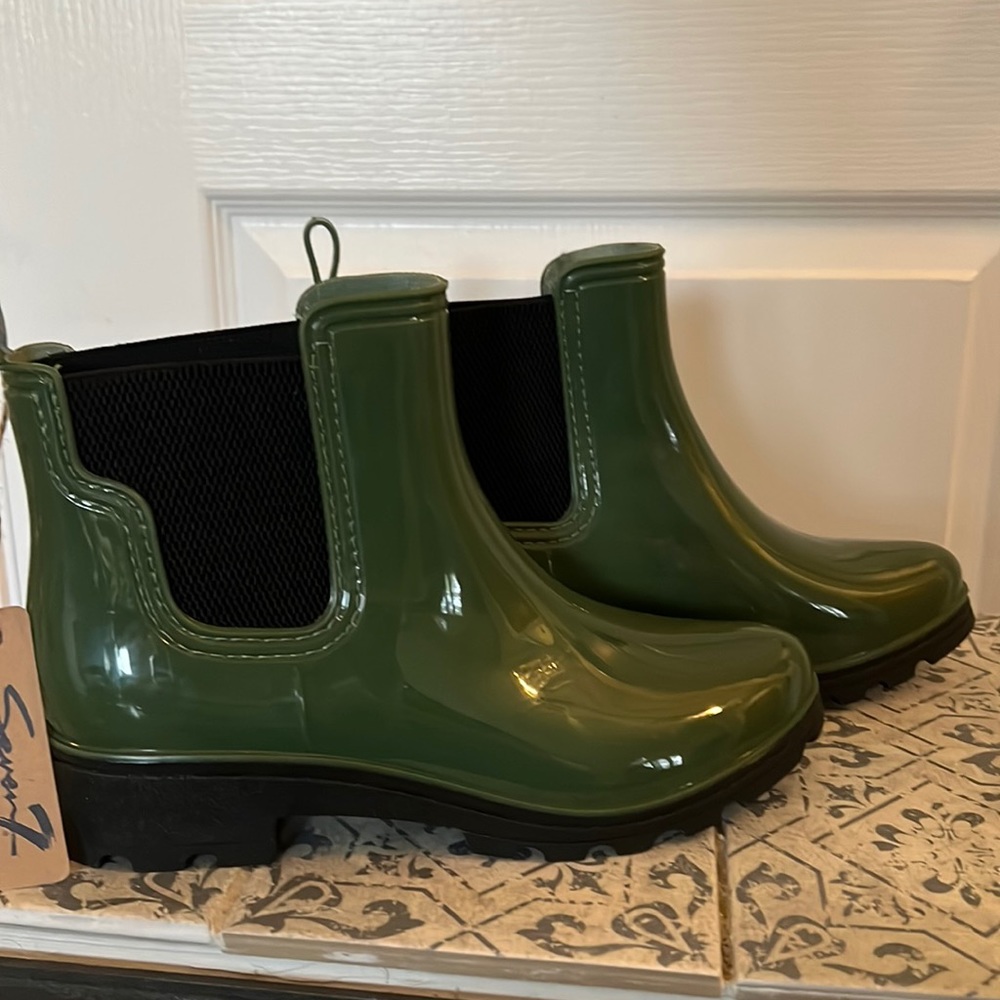 Seven ankle boots size 10